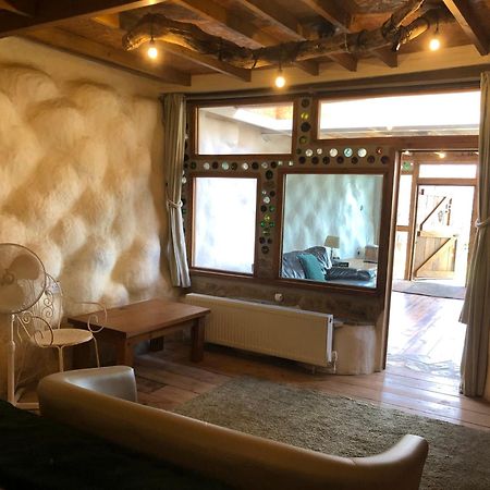 Rabbits 1Or 2 Bedroom Hobbit Style Hillset Earthen Dartmoor Eco Home South Brent Екстериор снимка