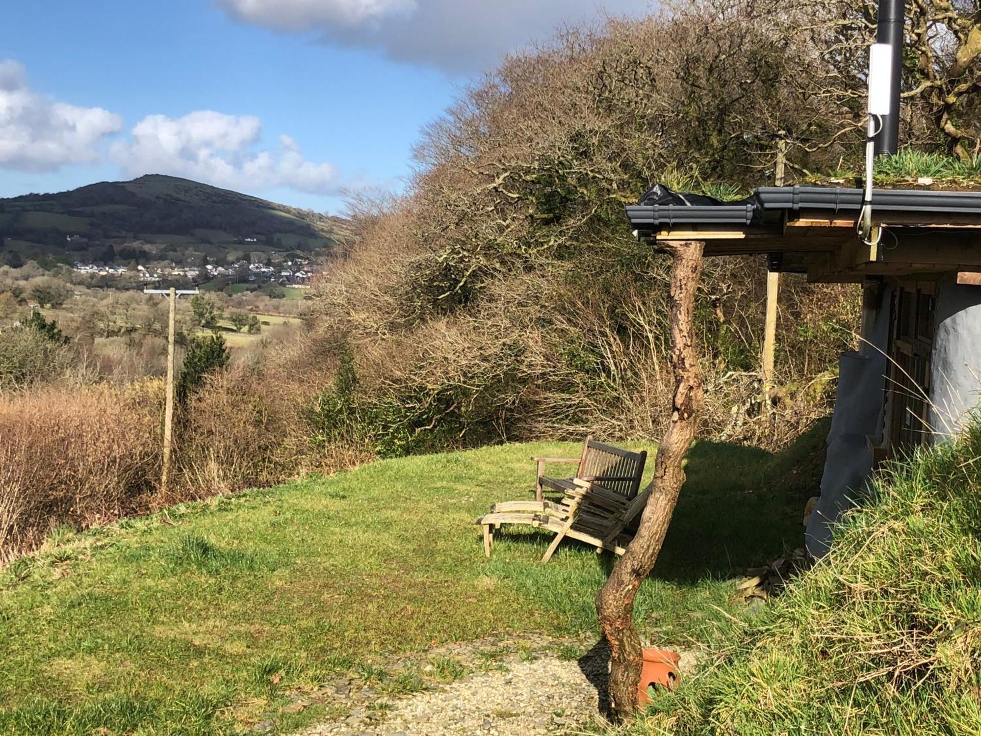 Rabbits 1Or 2 Bedroom Hobbit Style Hillset Earthen Dartmoor Eco Home South Brent Екстериор снимка